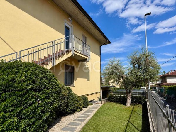 appartamento in vendita a Corte Franca in zona Nigoline Bonomelli