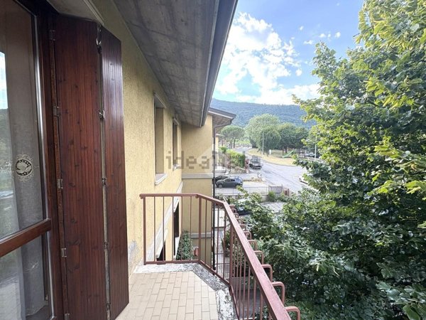 appartamento in vendita a Corte Franca in zona Colombaro