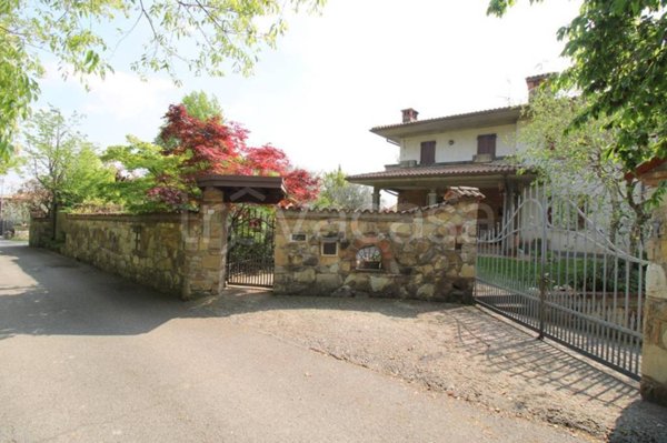 casa indipendente in vendita a Corte Franca