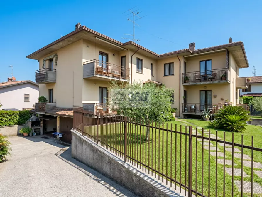 appartamento in vendita a Corte Franca in zona Nigoline Bonomelli