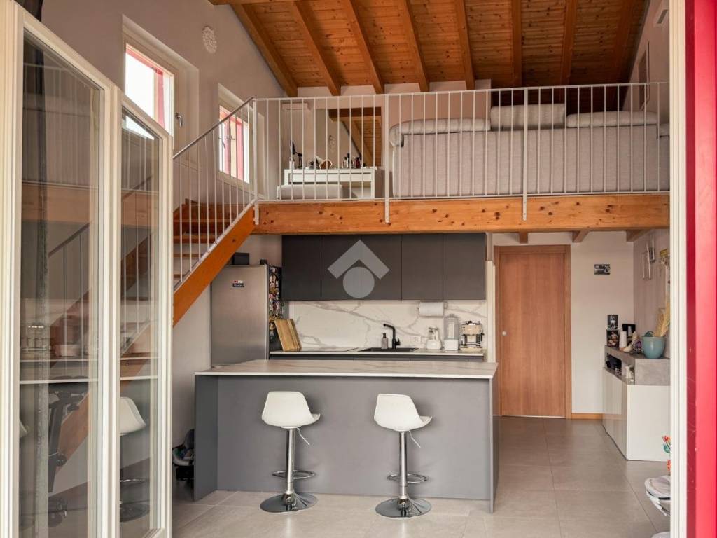 appartamento in vendita a Corte Franca in zona Nigoline Bonomelli