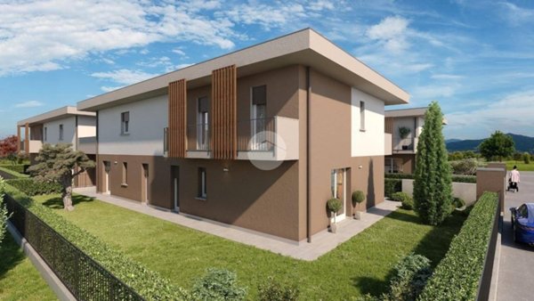 appartamento in vendita a Corte Franca in zona Colombaro