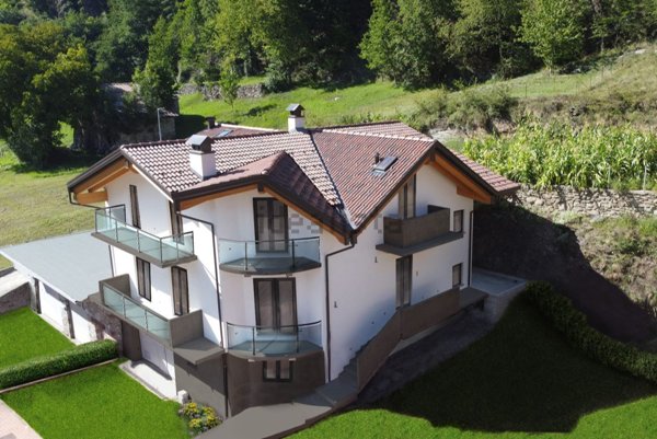casa indipendente in vendita a Corteno Golgi
