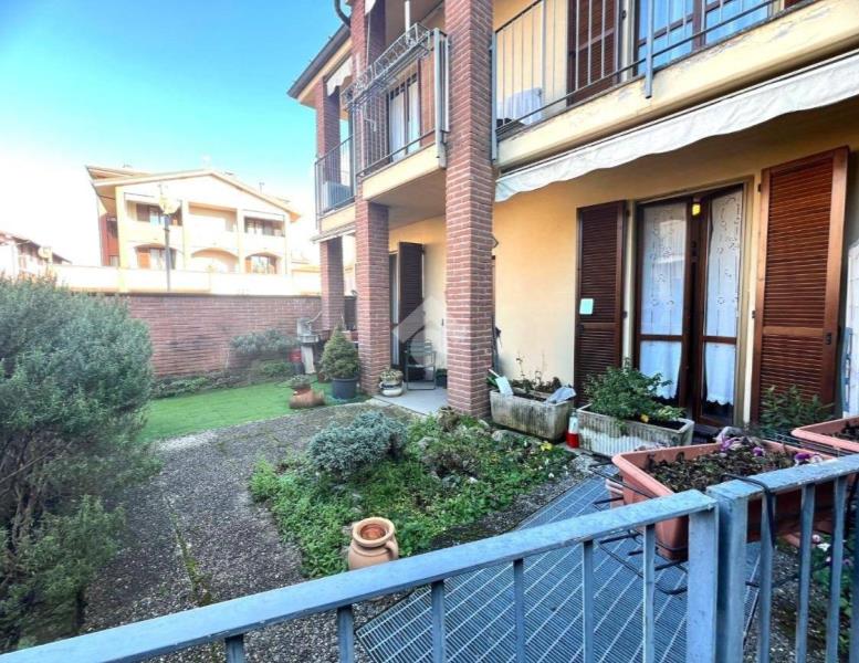 casa indipendente in vendita a Corteno Golgi in zona Ronco