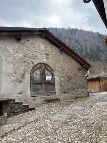 casa indipendente in vendita a Corteno Golgi in zona Sant'Antonio