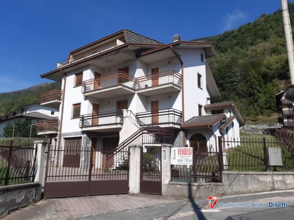casa indipendente in vendita a Corteno Golgi in zona Galleno