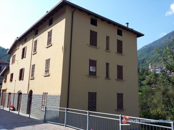 casa semindipendente in vendita a Corteno Golgi