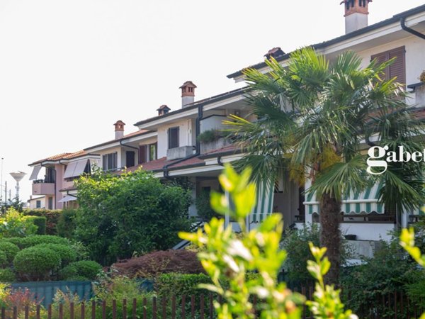 casa indipendente in vendita a Corteno Golgi in zona Ronco