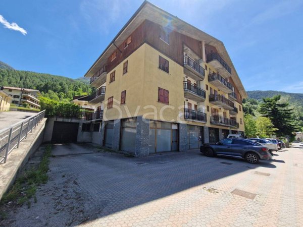 negozio in vendita a Corteno Golgi