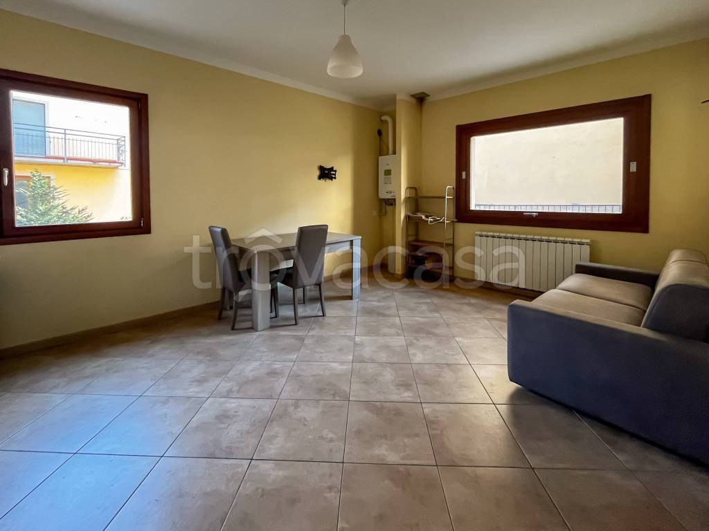 appartamento in vendita a Corteno Golgi in zona Galleno