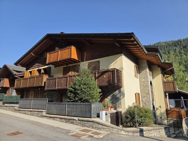 appartamento in vendita a Corteno Golgi in zona San Pietro