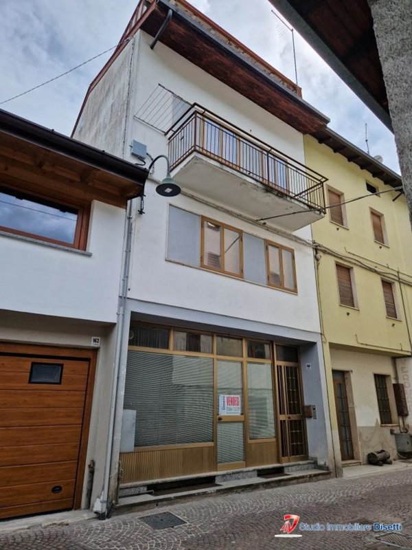 casa indipendente in vendita a Corteno Golgi in zona Santicolo