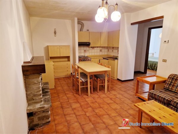 appartamento in vendita a Corteno Golgi in zona Galleno