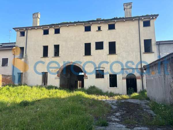 casale in vendita a Corteno Golgi in zona Ronco