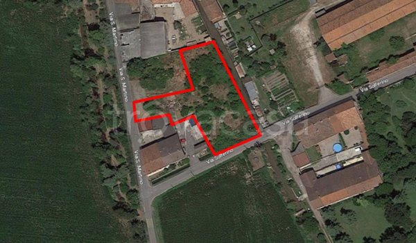 terreno edificabile in vendita a Corzano