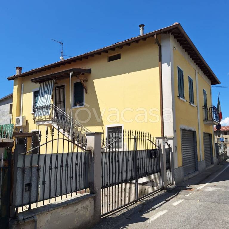 casa indipendente in vendita a Corzano in zona Bargnano