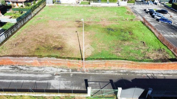 negozio in vendita a Corzano