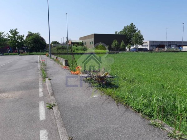 casa indipendente in vendita a Corzano