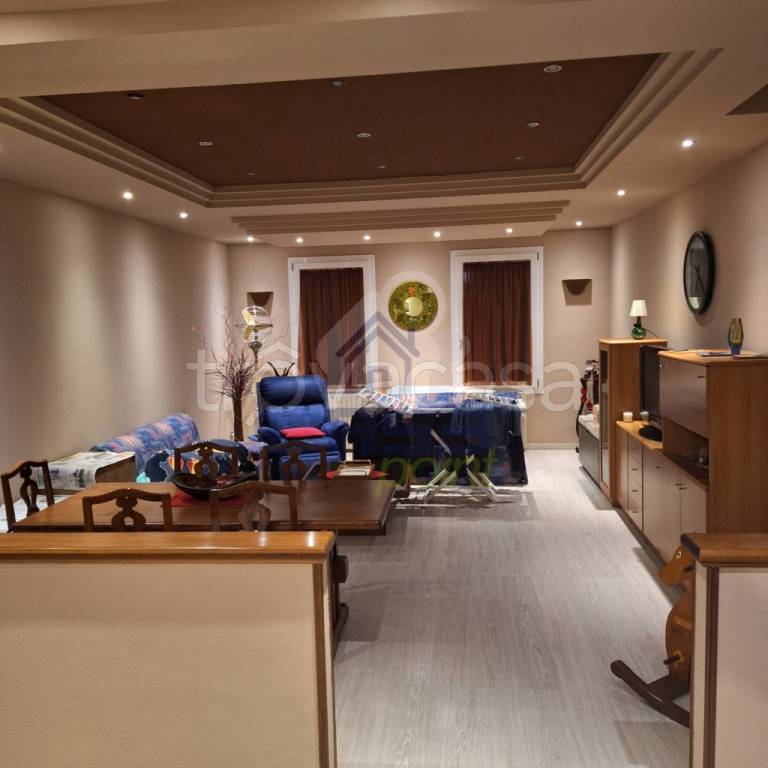 casa indipendente in vendita a Corzano