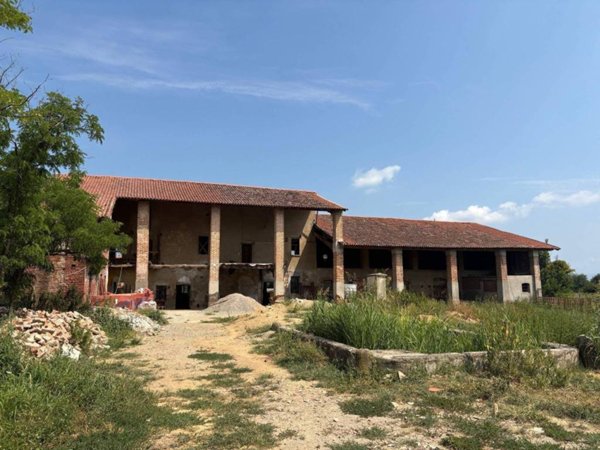casa indipendente in vendita a Corzano
