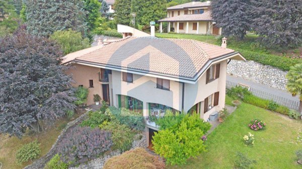 casa indipendente in vendita a Darfo Boario Terme in zona Boario Terme