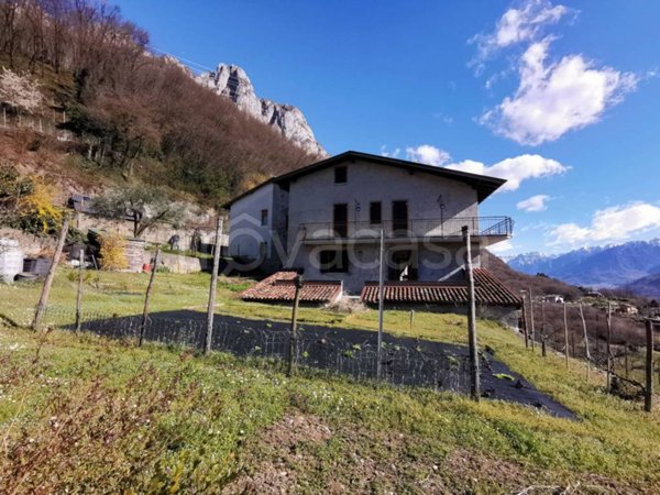 casa indipendente in vendita a Darfo Boario Terme