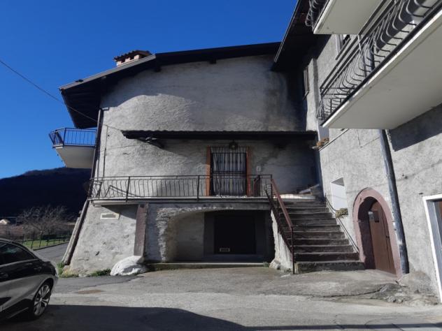 bifamiliare in vendita a Darfo Boario Terme in zona Gorzone
