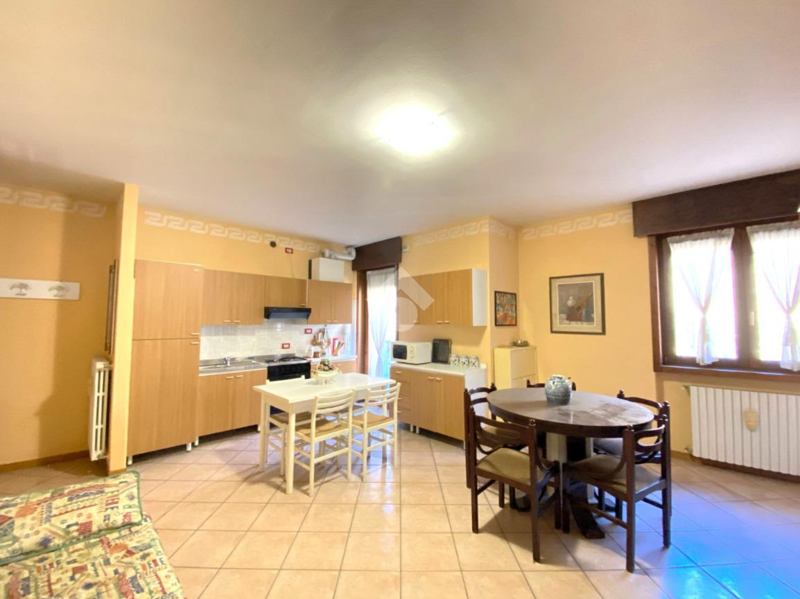appartamento in vendita a Darfo Boario Terme in zona Corna