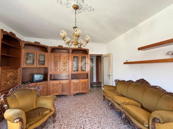 appartamento in vendita a Darfo Boario Terme in zona Boario Terme