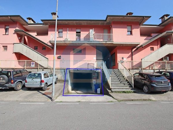 locale commerciale in vendita a Darfo Boario Terme in zona Corna