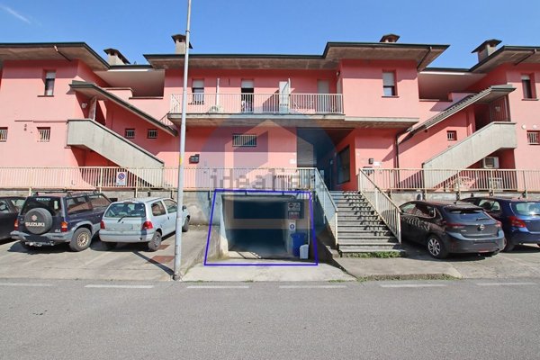 locale di sgombero in vendita a Darfo Boario Terme in zona Corna