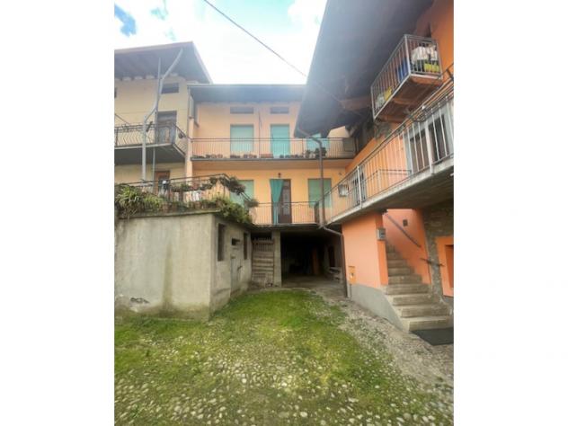 casa indipendente in vendita a Darfo Boario Terme