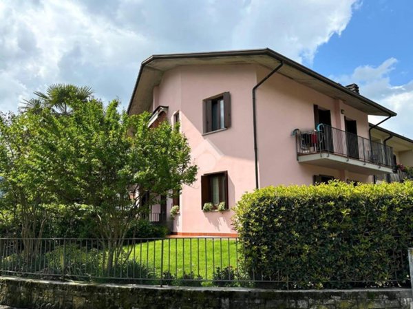 casa indipendente in vendita a Darfo Boario Terme in zona Boario Terme