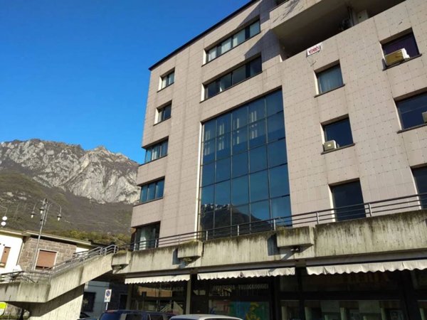 ufficio in vendita a Darfo Boario Terme