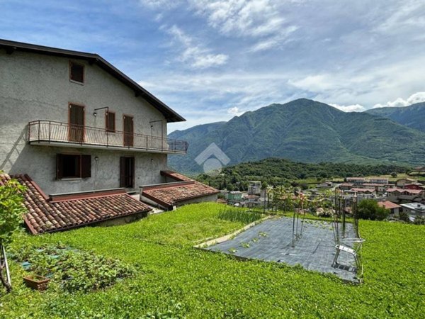 casa indipendente in vendita a Darfo Boario Terme in zona Boario Terme