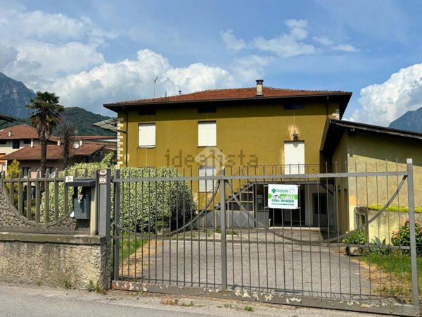 appartamento in vendita a Darfo Boario Terme in zona Bessimo