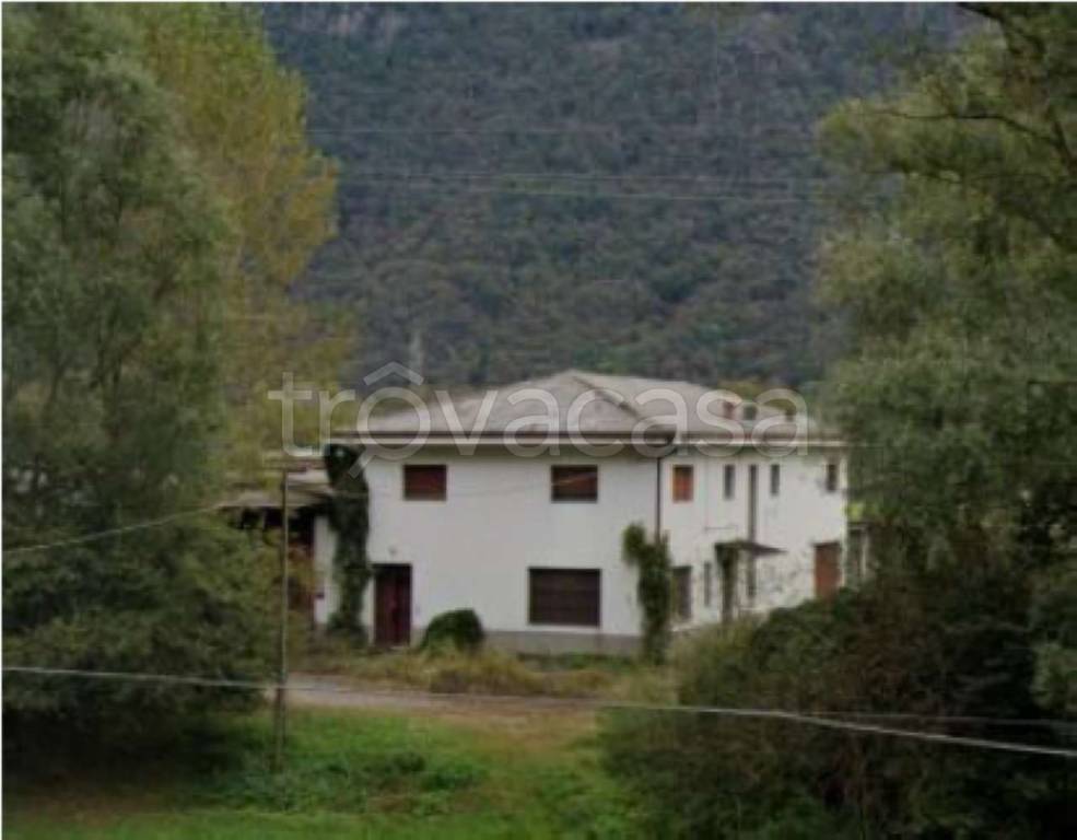 appartamento in vendita a Darfo Boario Terme in zona Montecchio