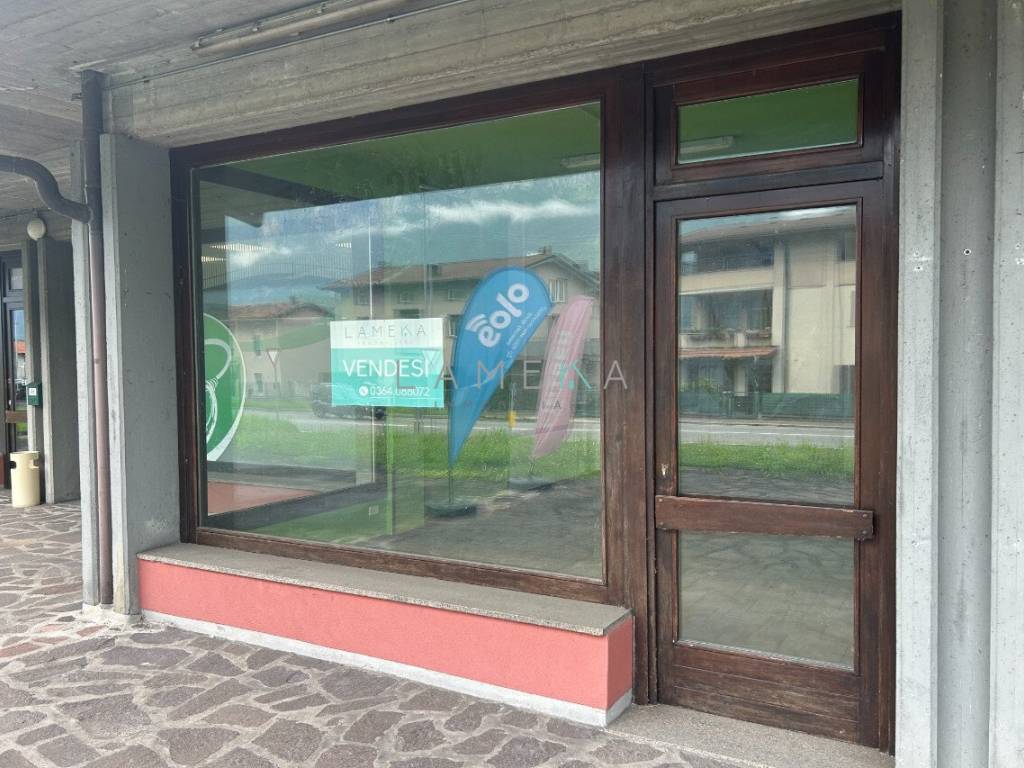 negozio in vendita a Darfo Boario Terme