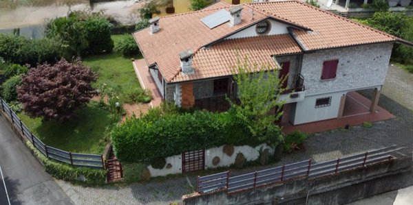 casa indipendente in vendita a Darfo Boario Terme in zona Gorzone