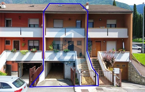 casa indipendente in vendita a Darfo Boario Terme in zona Boario Terme