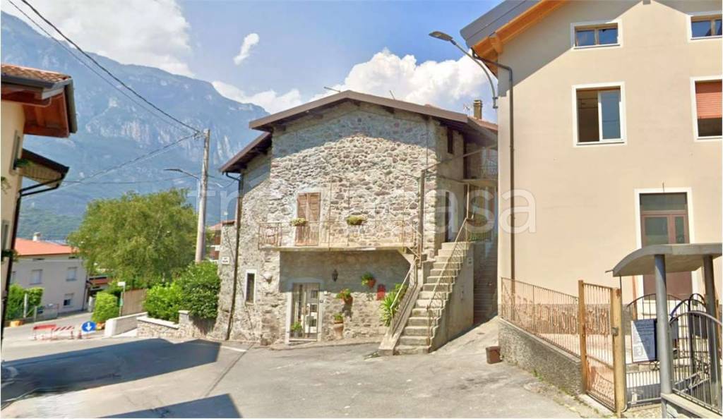 appartamento in vendita a Darfo Boario Terme in zona Pellalepre