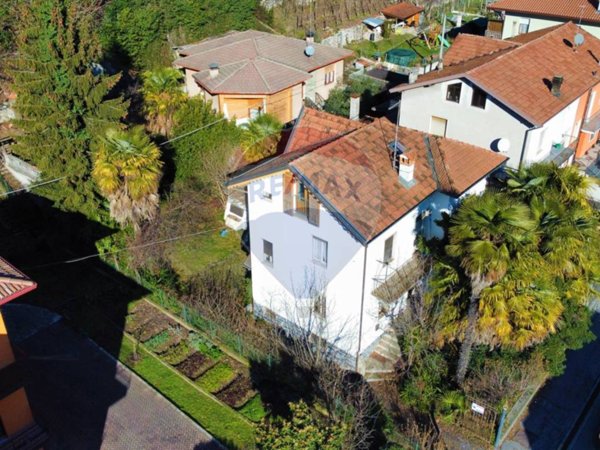 casa indipendente in vendita a Darfo Boario Terme in zona Angone