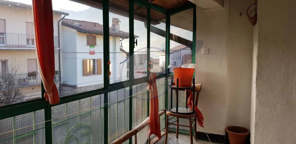 casa indipendente in vendita a Darfo Boario Terme in zona Pellalepre