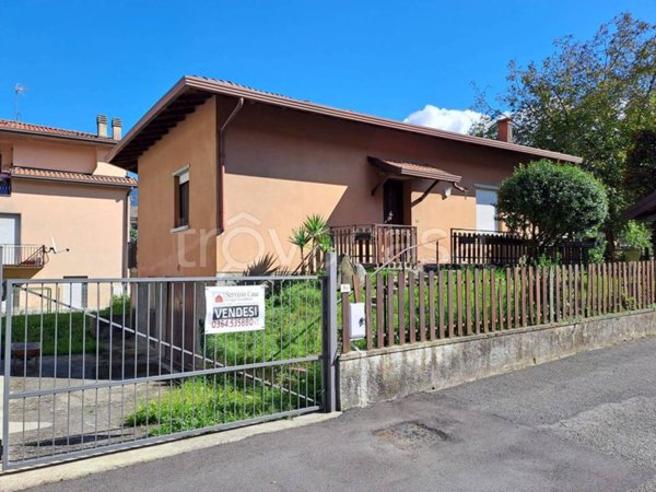 casa indipendente in vendita a Darfo Boario Terme in zona Gorzone