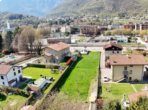 casa indipendente in vendita a Darfo Boario Terme in zona Boario Terme