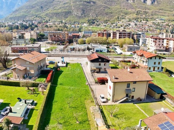 casa indipendente in vendita a Darfo Boario Terme in zona Boario Terme