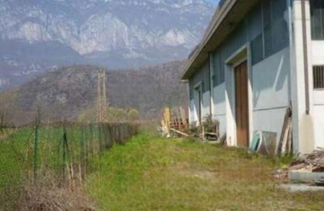 locale commerciale in vendita a Darfo Boario Terme in zona Boario Terme