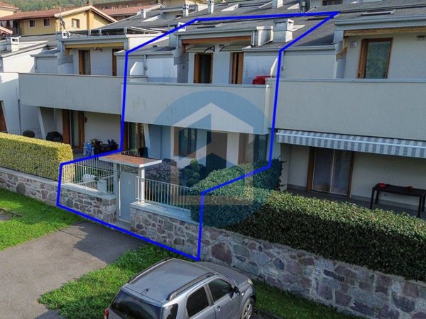 casa indipendente in vendita a Darfo Boario Terme in zona Pellalepre