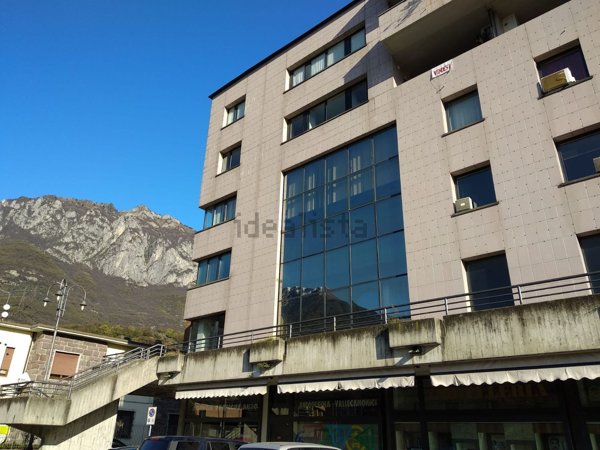 ufficio in vendita a Darfo Boario Terme