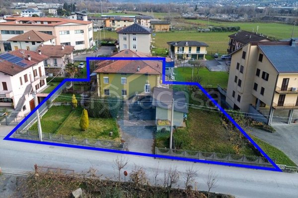 casa indipendente in vendita a Darfo Boario Terme in zona Bessimo
